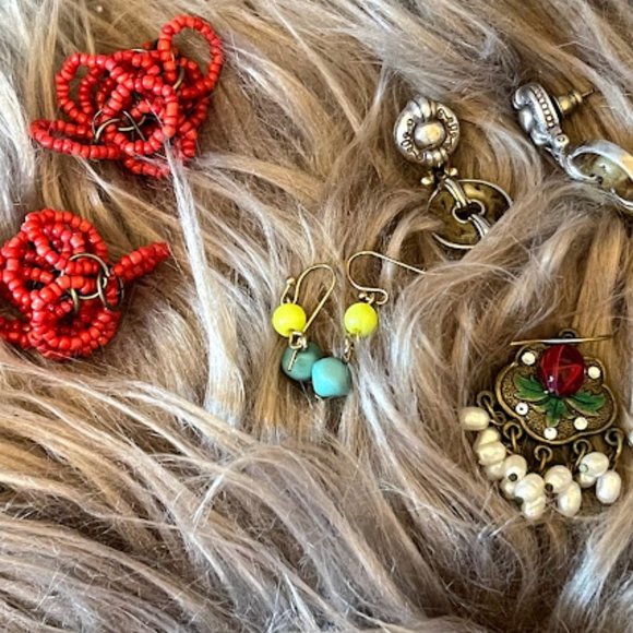 Women's Earring Bundle - 4 Pairs of Earrings - Picture 4 of 5